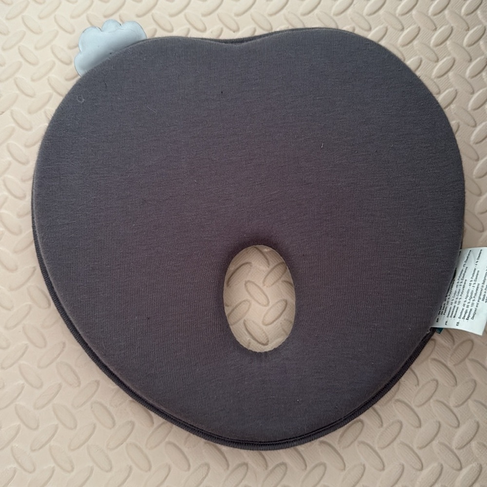 Love Nest Infant Head/Neck Support Insert - Picture 2 of 3